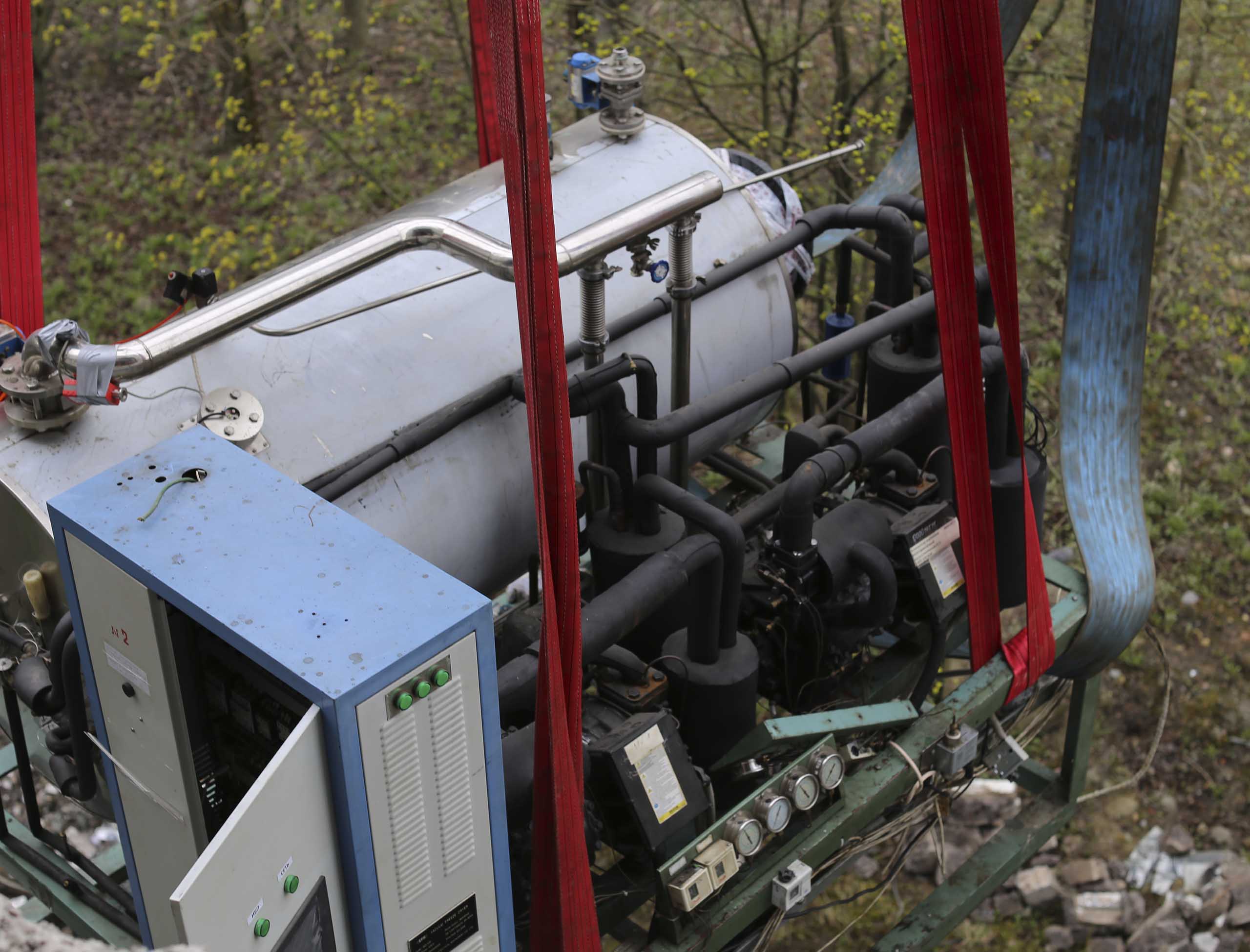 Фото Перевозка двух сублиматоров с демонтажем и установкой на новом предприятии #12