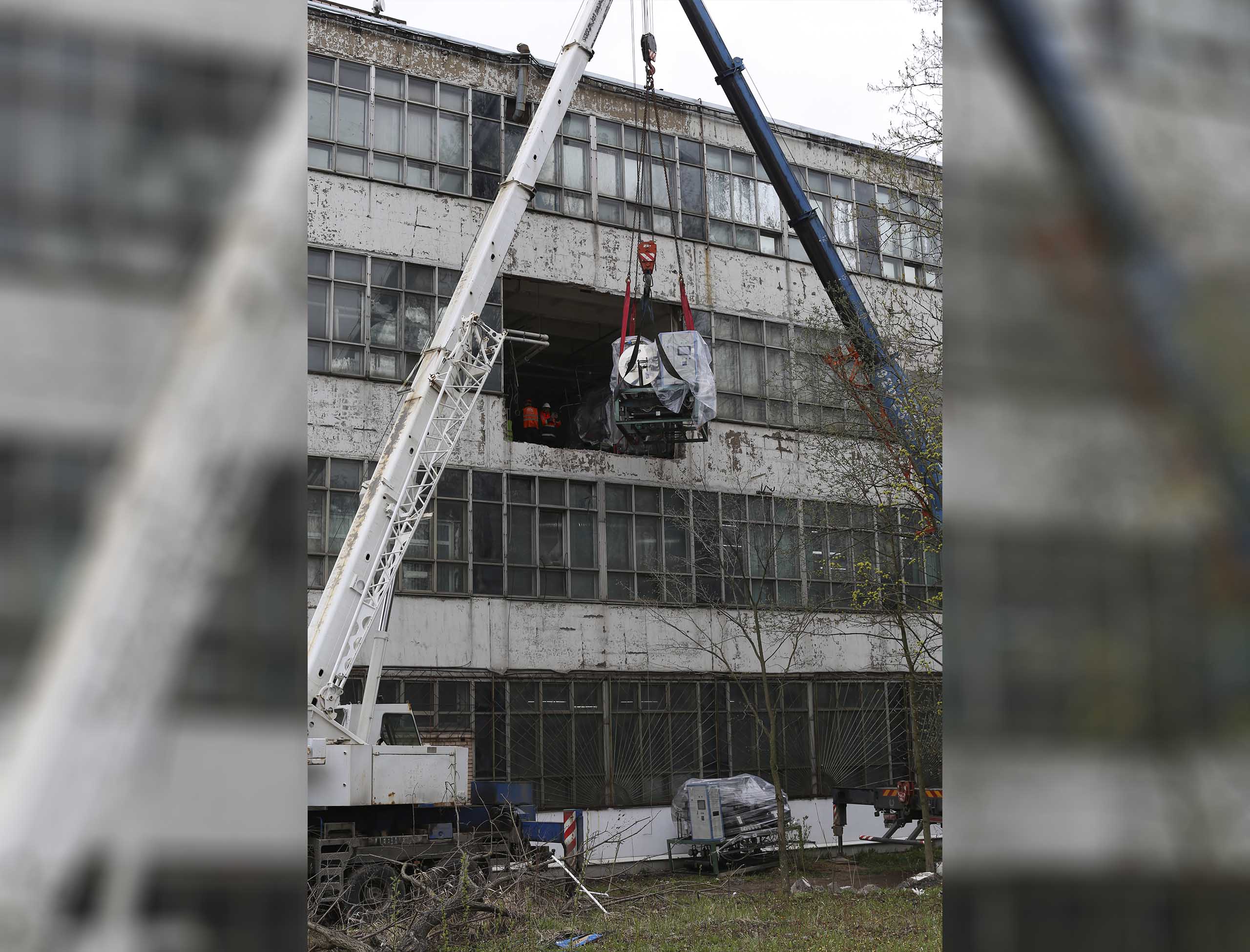 Фото Перевозка двух сублиматоров с демонтажем и установкой на новом предприятии #39