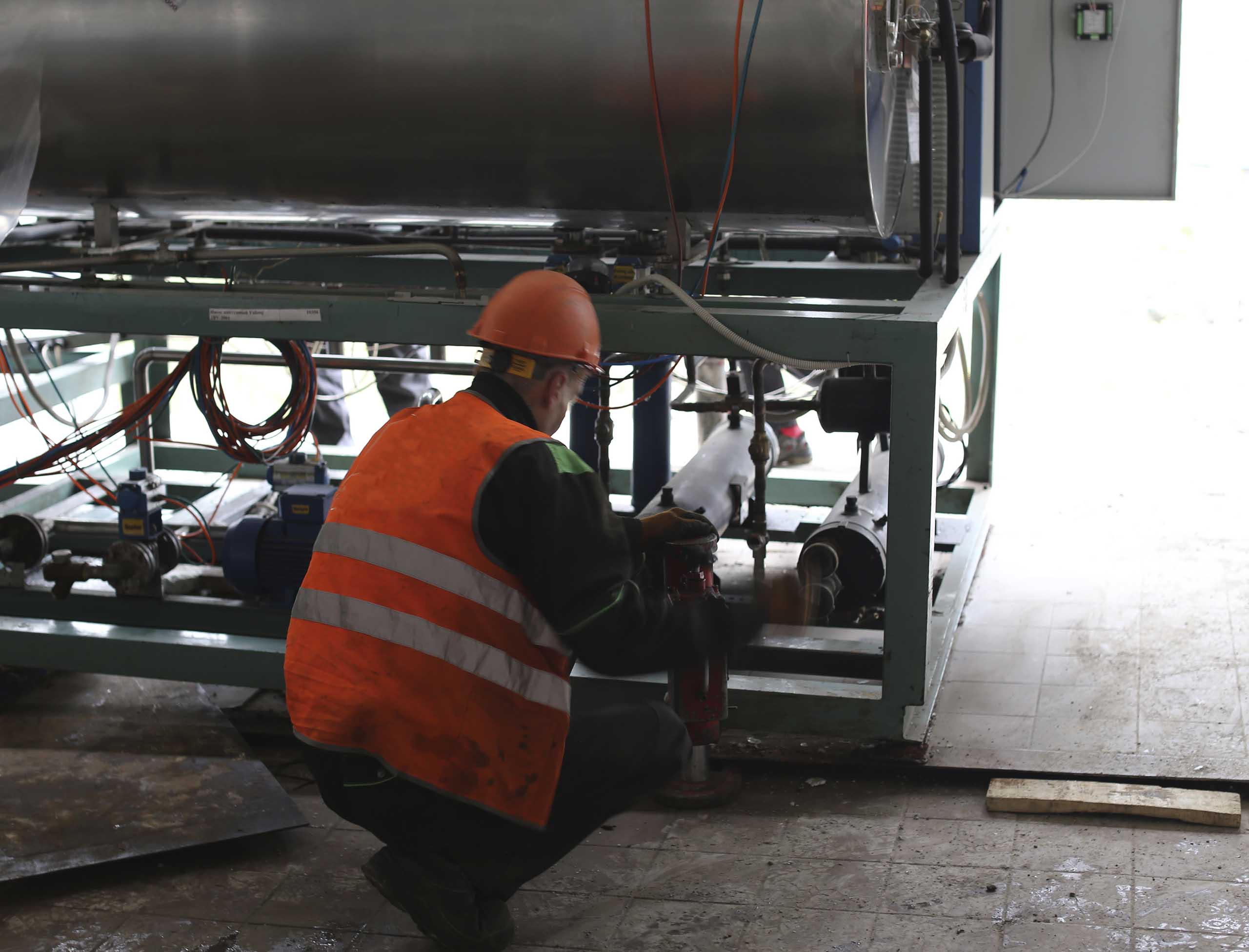 Фото Перевозка двух сублиматоров с демонтажем и установкой на новом предприятии #44