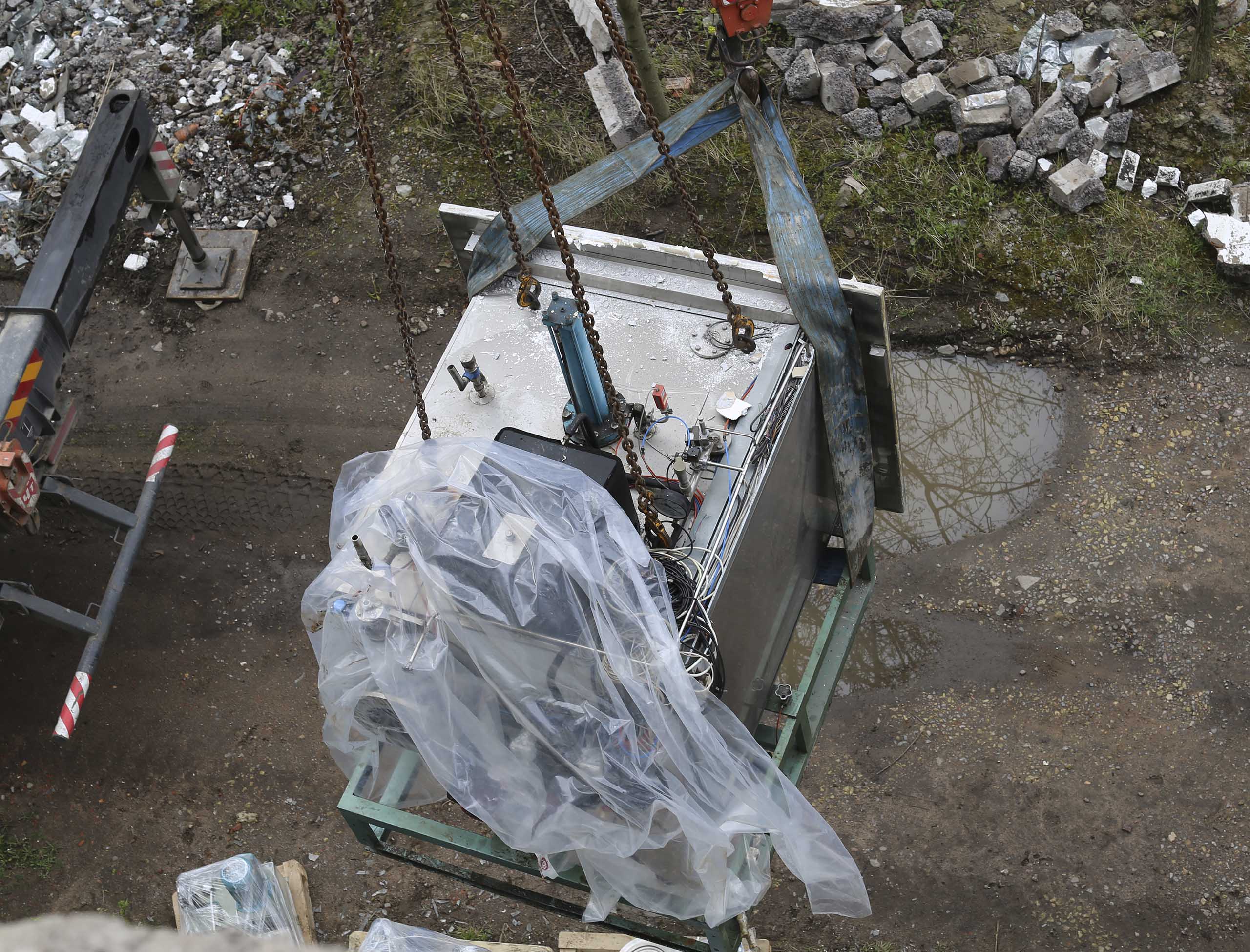 Фото Перевозка двух сублиматоров с демонтажем и установкой на новом предприятии #61