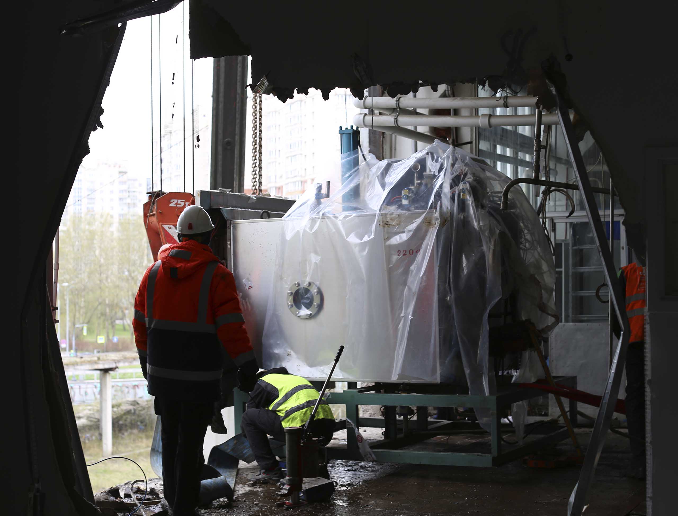 Фото Перевозка двух сублиматоров с демонтажем и установкой на новом предприятии #65