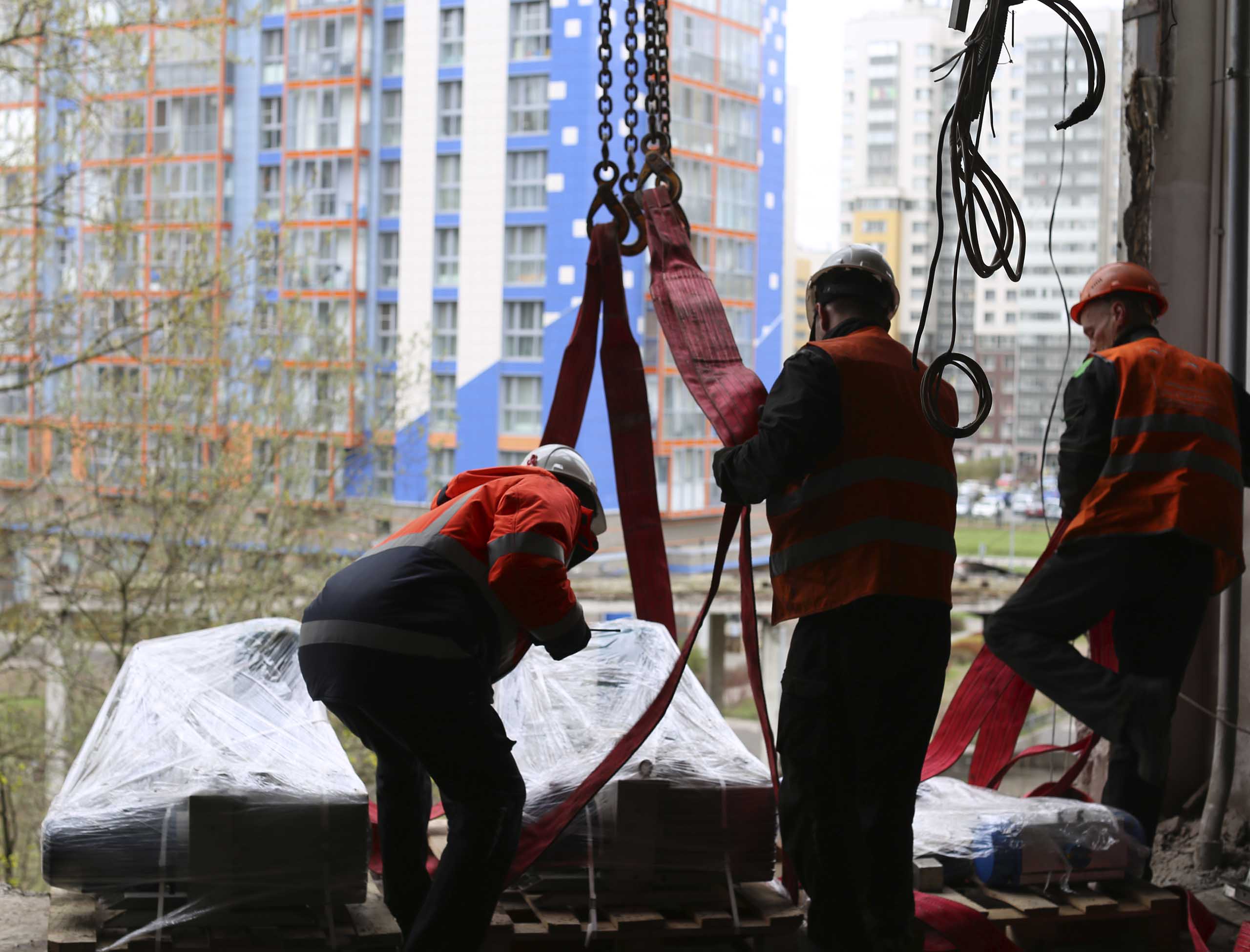 Фото Перевозка двух сублиматоров с демонтажем и установкой на новом предприятии #73