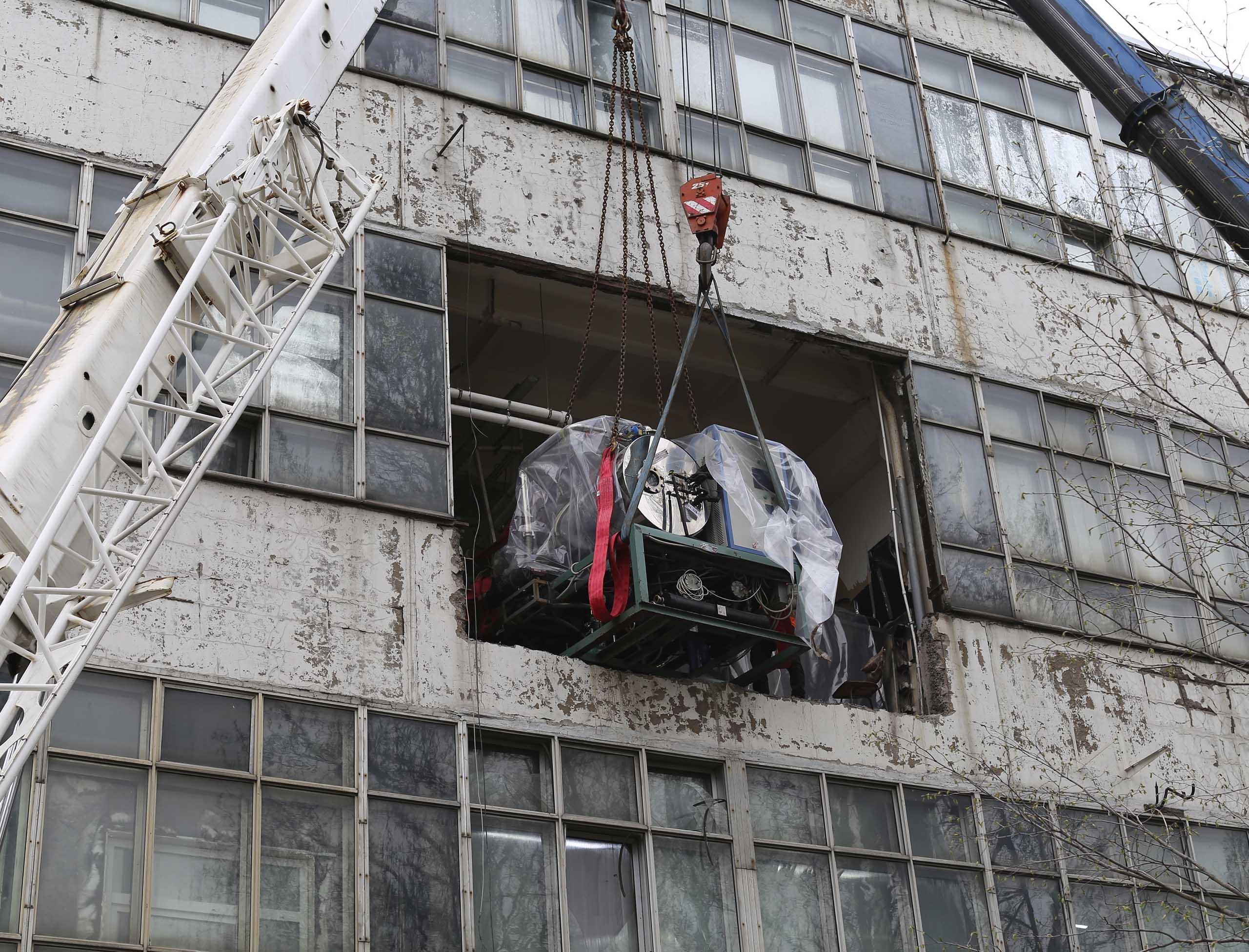 Фото Перевозка двух сублиматоров с демонтажем и установкой на новом предприятии #82