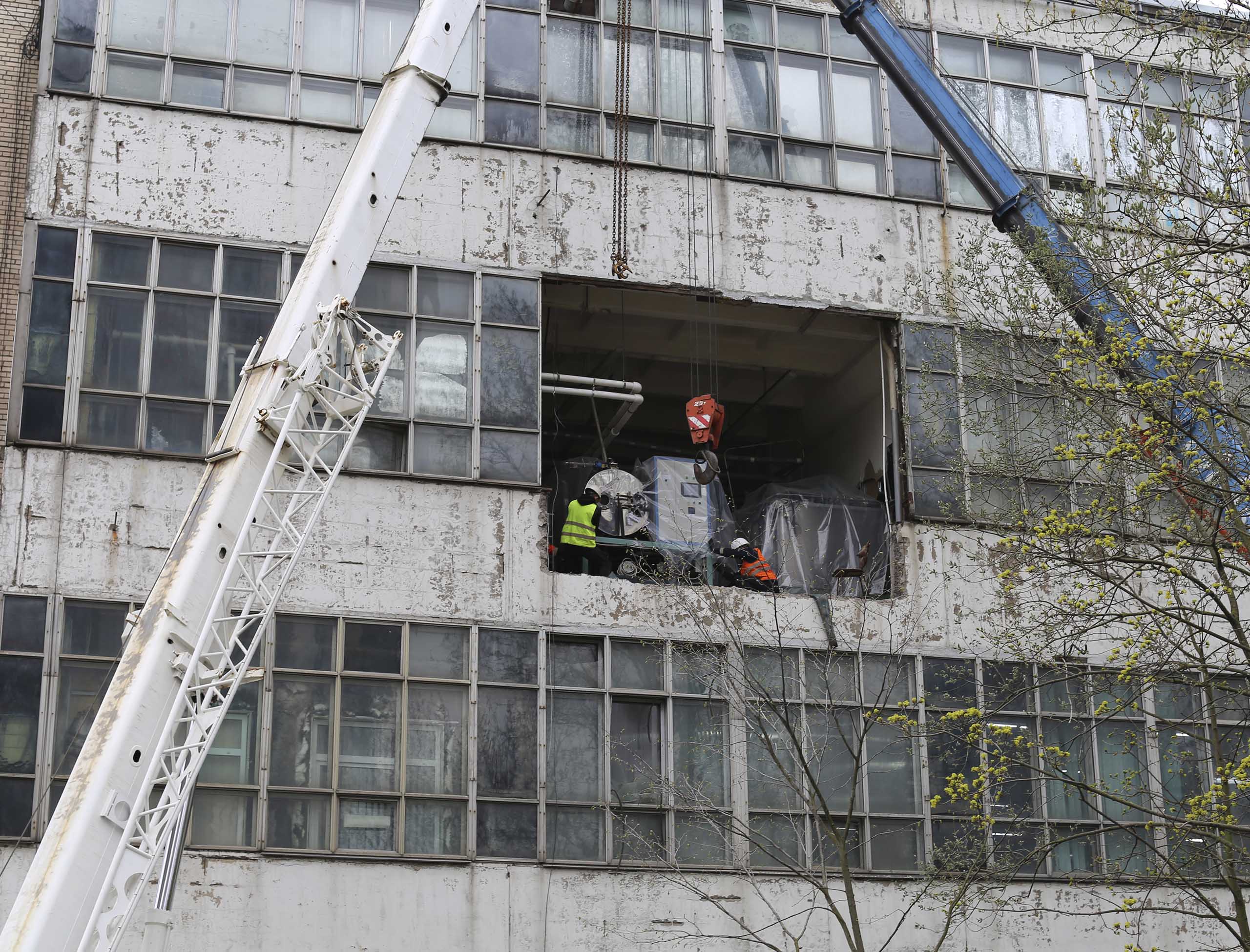 Фото Перевозка двух сублиматоров с демонтажем и установкой на новом предприятии #84