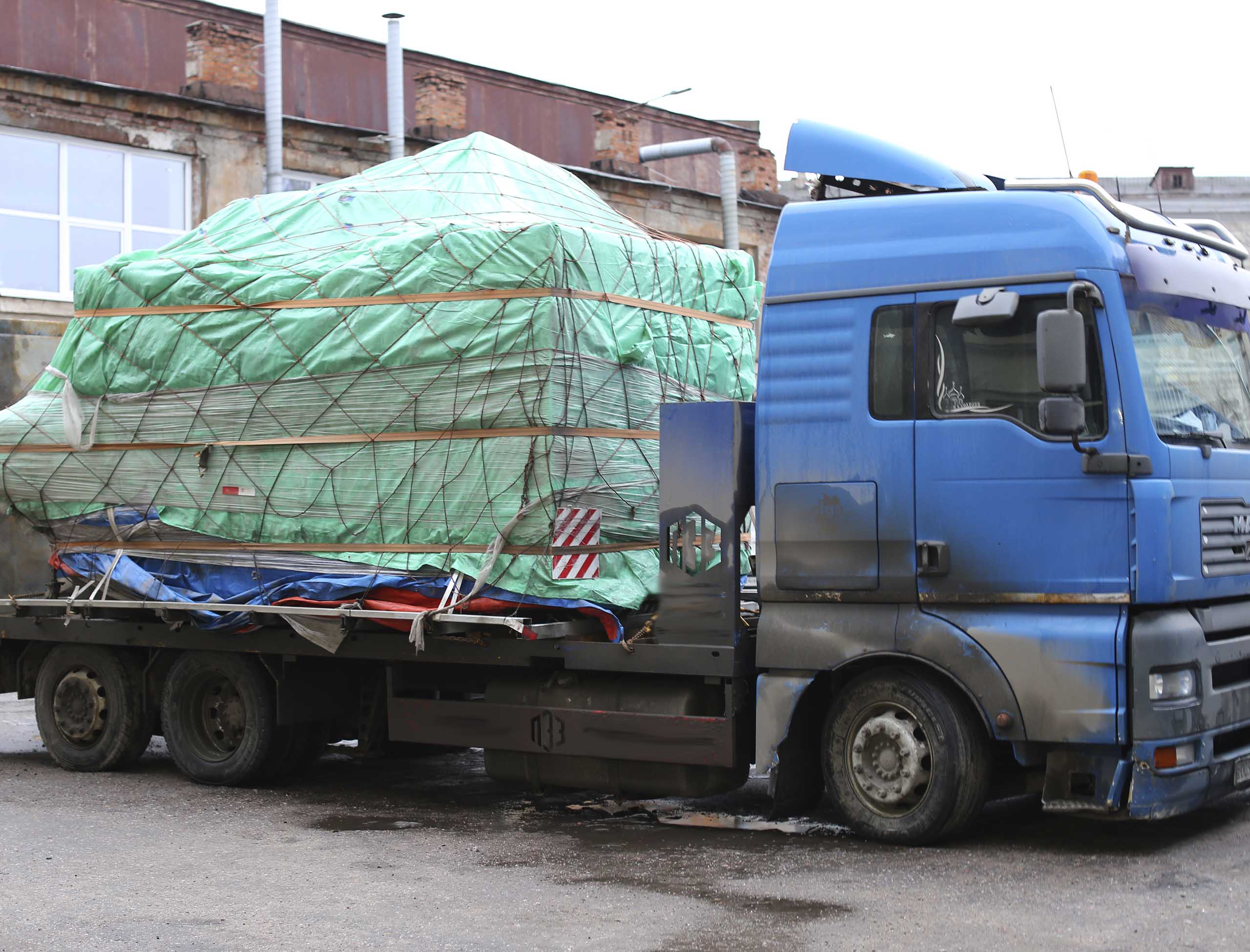 Фото Доставка и разгрузка нового фрезерного станка в цех #16