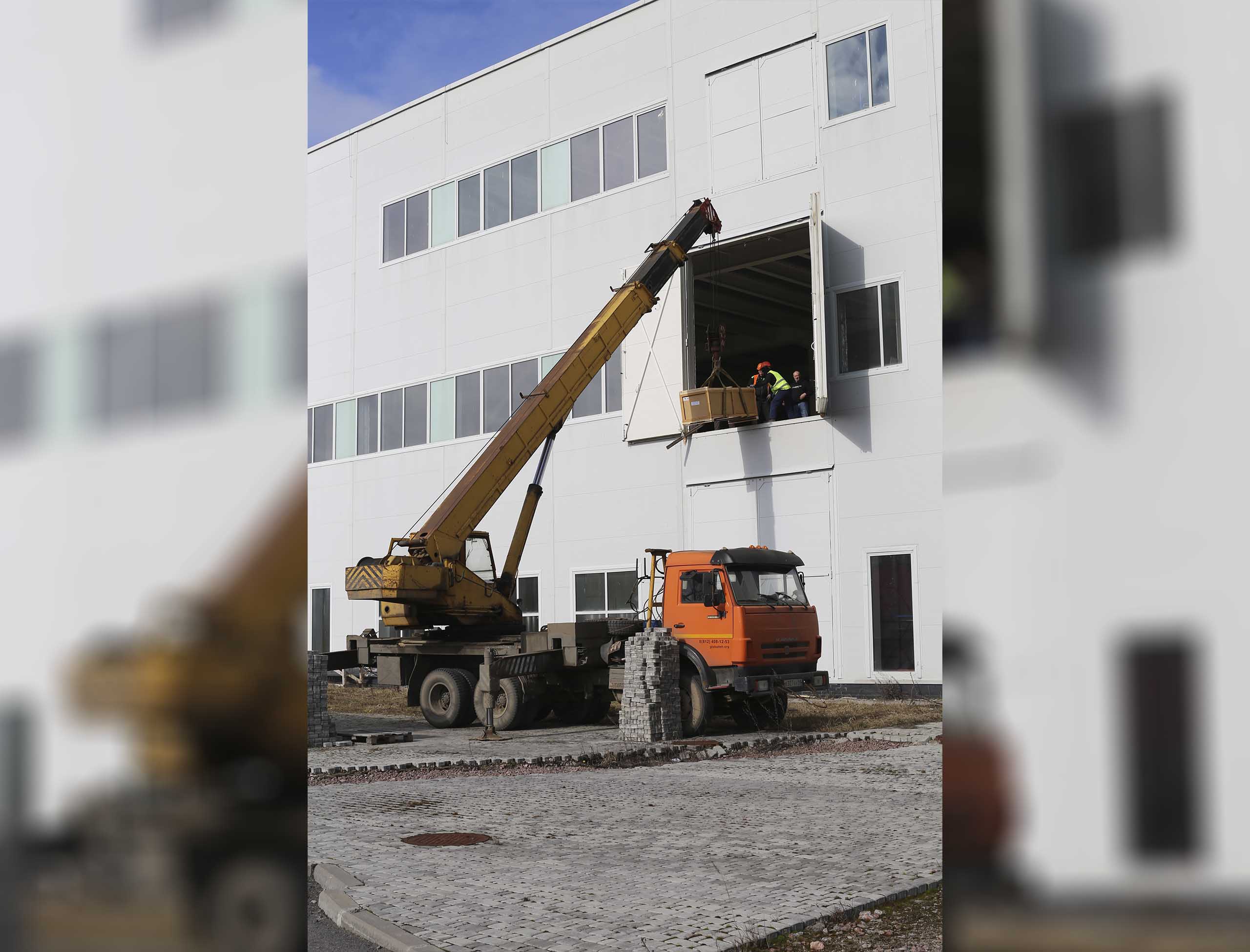 Фото Бригада стропальщиков успешно разгрузила сборные грузы в Пушкине #11