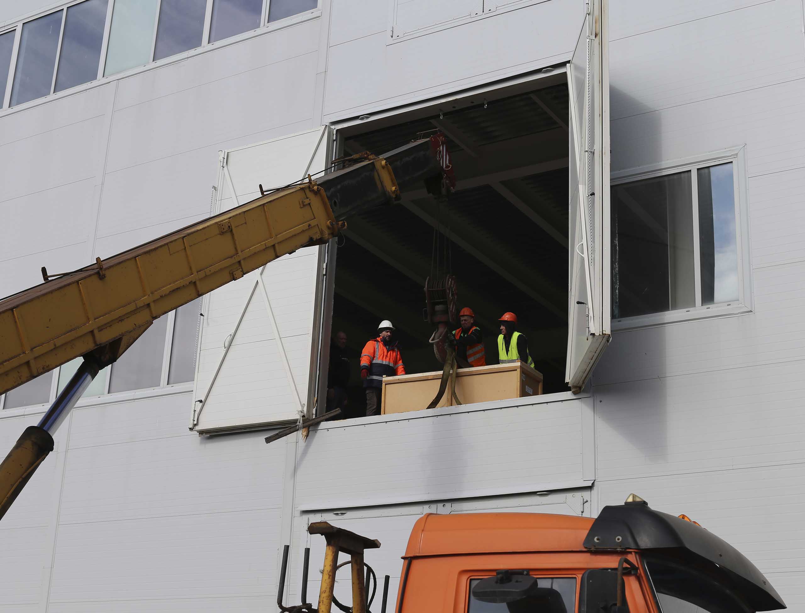 Фото Бригада стропальщиков успешно разгрузила сборные грузы в Пушкине #23