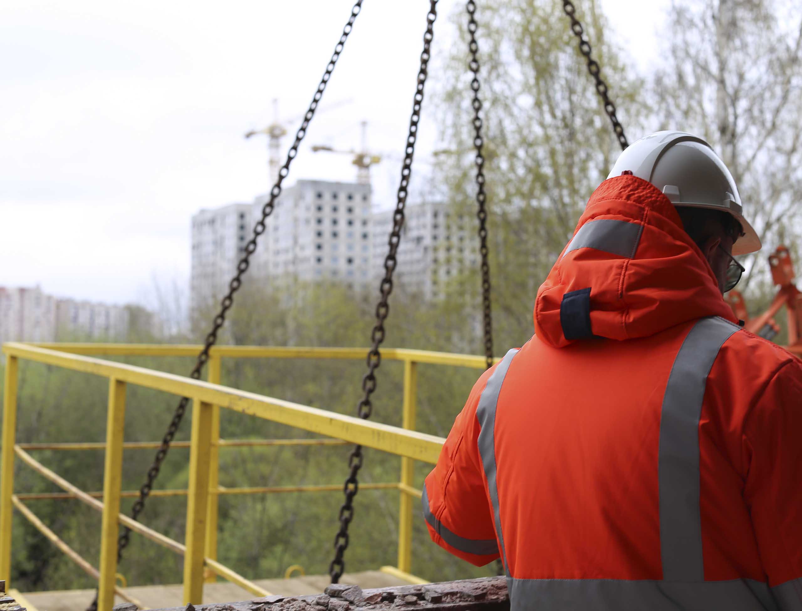 Фото Перевозка и спуск производственного оборудования при помощи подвесной платформы #47