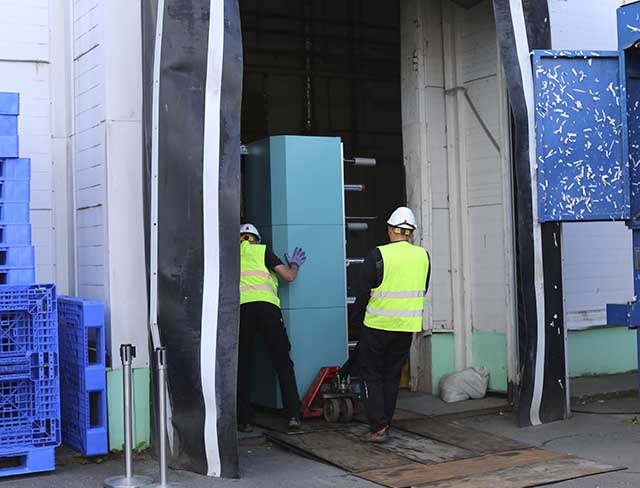 Фото Перевозка оборудования и комплектующих с разборкой и упаковкой #11