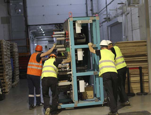 Фото Перевозка оборудования и комплектующих с разборкой и упаковкой #13