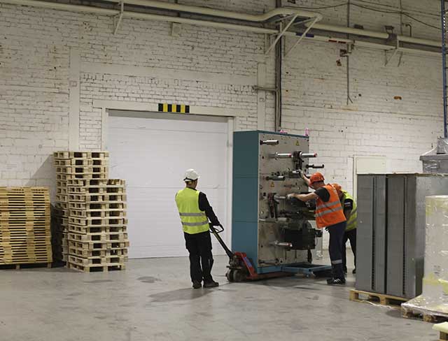 Фото Перевозка оборудования и комплектующих с разборкой и упаковкой #15