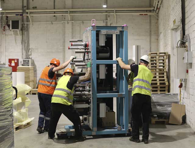 Фото Перевозка оборудования и комплектующих с разборкой и упаковкой #17