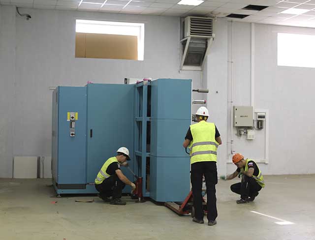 Фото Перевозка оборудования и комплектующих с разборкой и упаковкой #27