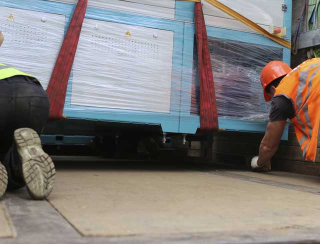 Фото Перевозка оборудования и комплектующих с разборкой и упаковкой #42