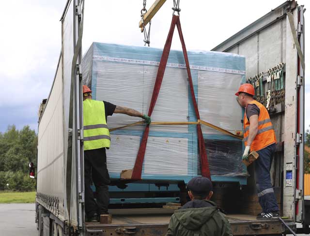 Фото Перевозка оборудования и комплектующих с разборкой и упаковкой #43