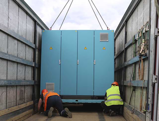 Фото Перевозка оборудования и комплектующих с разборкой и упаковкой #49