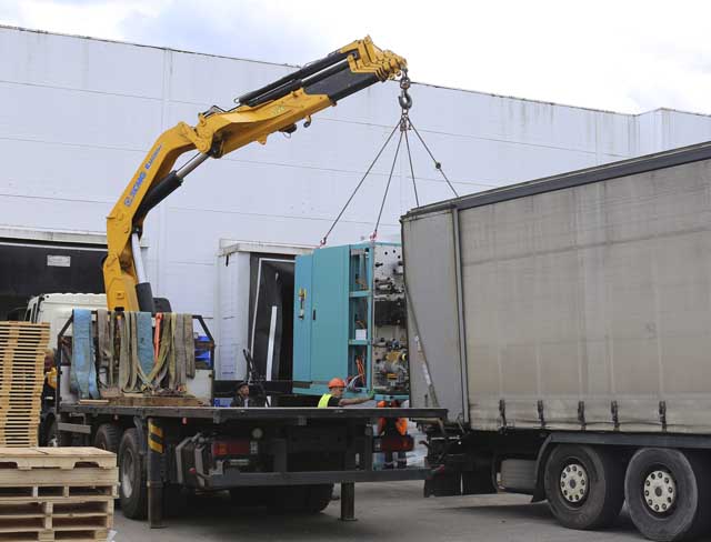 Фото Перевозка оборудования и комплектующих с разборкой и упаковкой #51