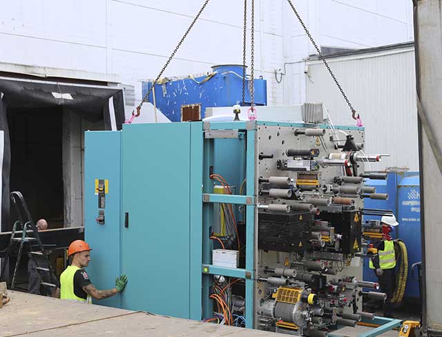 Фото Перевозка оборудования и комплектующих с разборкой и упаковкой #54