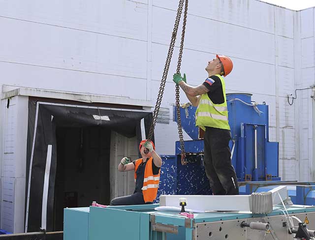 Фото Перевозка оборудования и комплектующих с разборкой и упаковкой #55