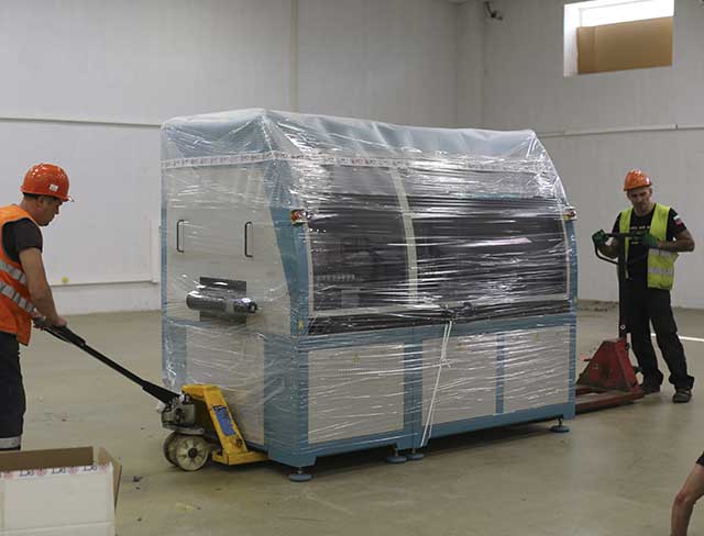 Фото Перевозка оборудования и комплектующих с разборкой и упаковкой #59