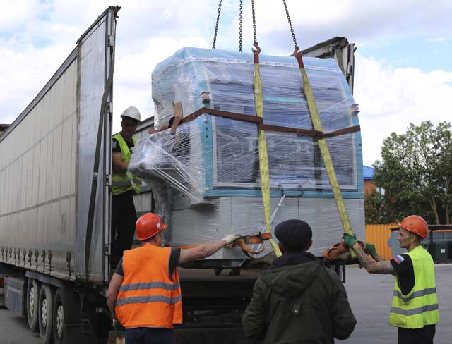 Фото Перевозка оборудования и комплектующих с разборкой и упаковкой #63