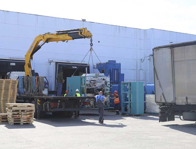 Фото Перевозка оборудования и комплектующих с разборкой и упаковкой #75