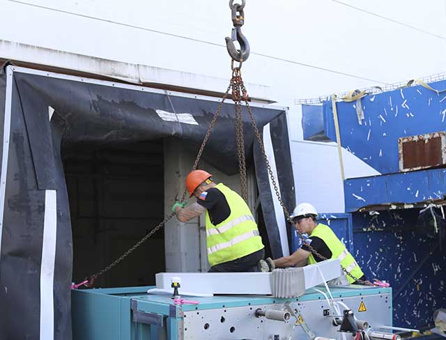 Фото Перевозка оборудования и комплектующих с разборкой и упаковкой #80