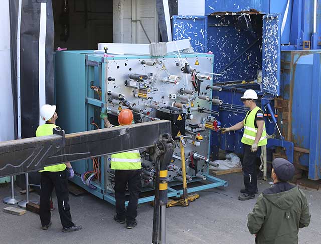 Фото Перевозка оборудования и комплектующих с разборкой и упаковкой #81