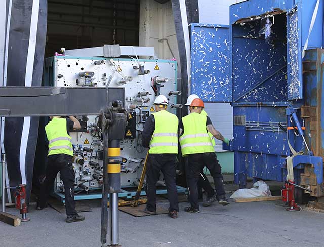 Фото Перевозка оборудования и комплектующих с разборкой и упаковкой #84