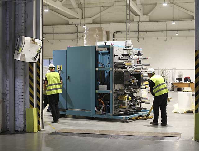 Фото Перевозка оборудования и комплектующих с разборкой и упаковкой #88