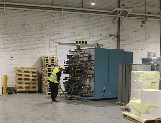 Фото Перевозка оборудования и комплектующих с разборкой и упаковкой #90