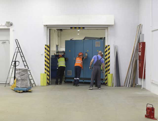 Фото Перевозка оборудования и комплектующих с разборкой и упаковкой #91