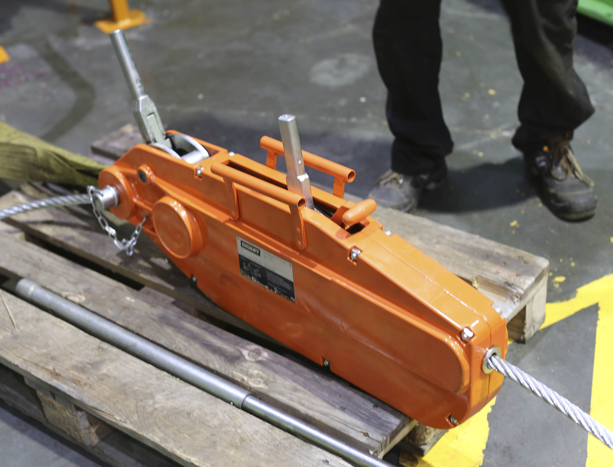 Фото Разгрузка контейнера с новым станком со сборкой и монтажом #26