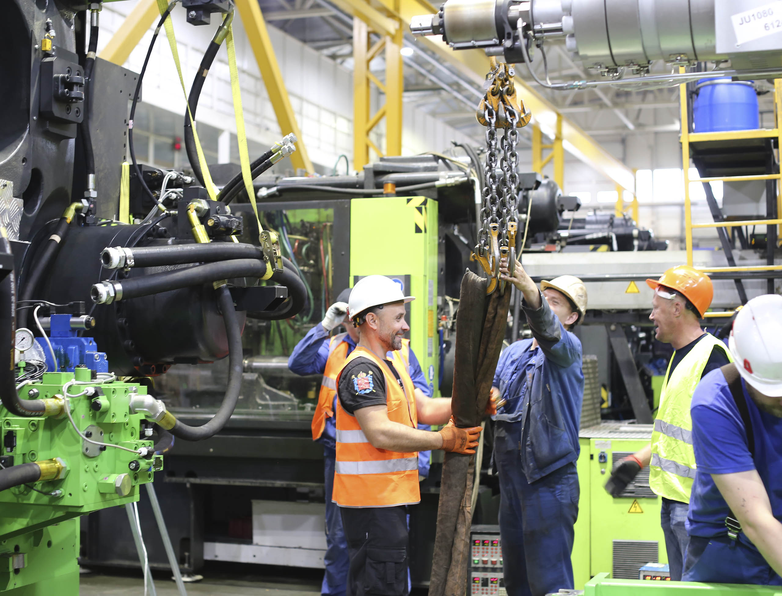 Фото Разгрузка контейнера с новым станком со сборкой и монтажом #50