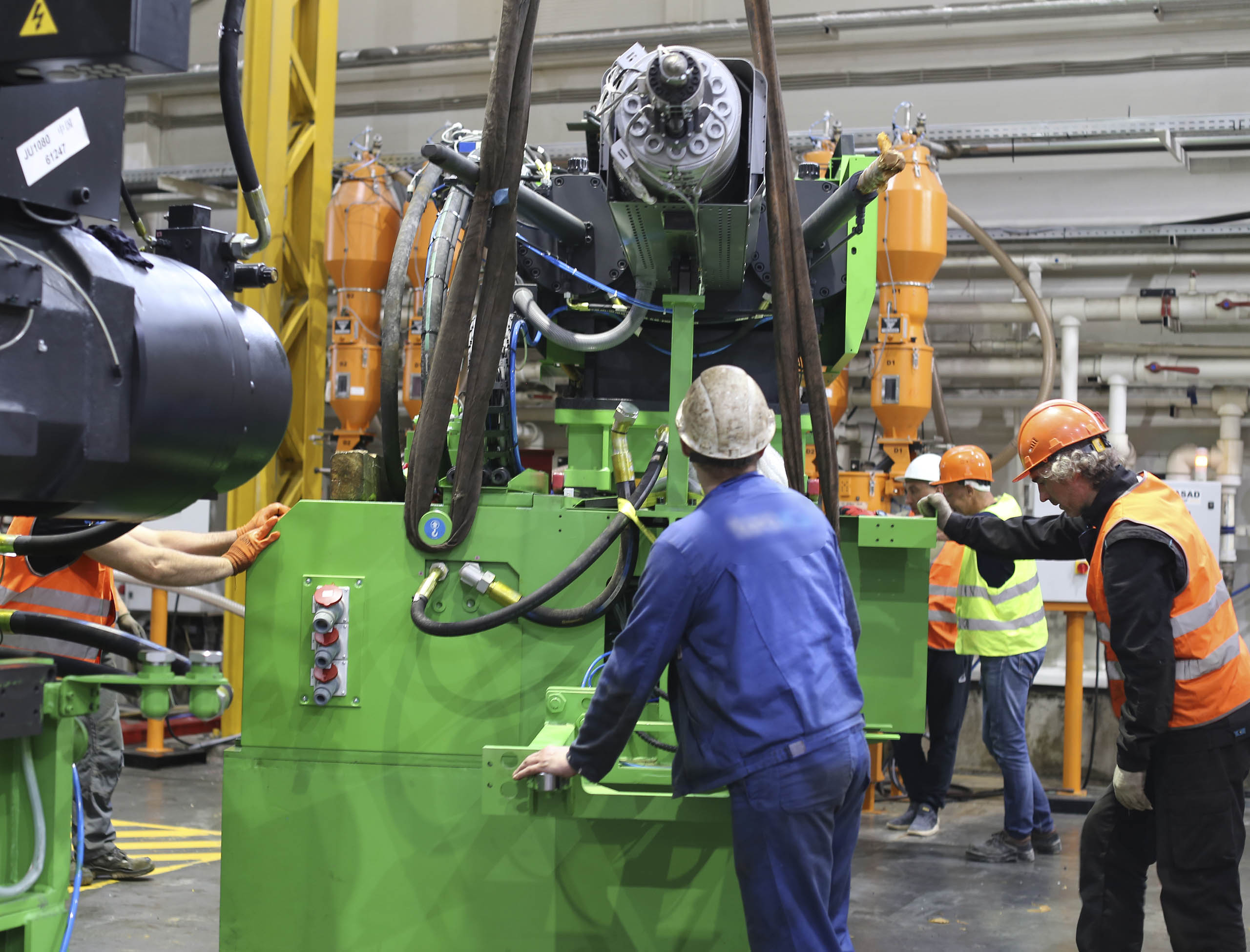 Фото Разгрузка контейнера с новым станком со сборкой и монтажом #53