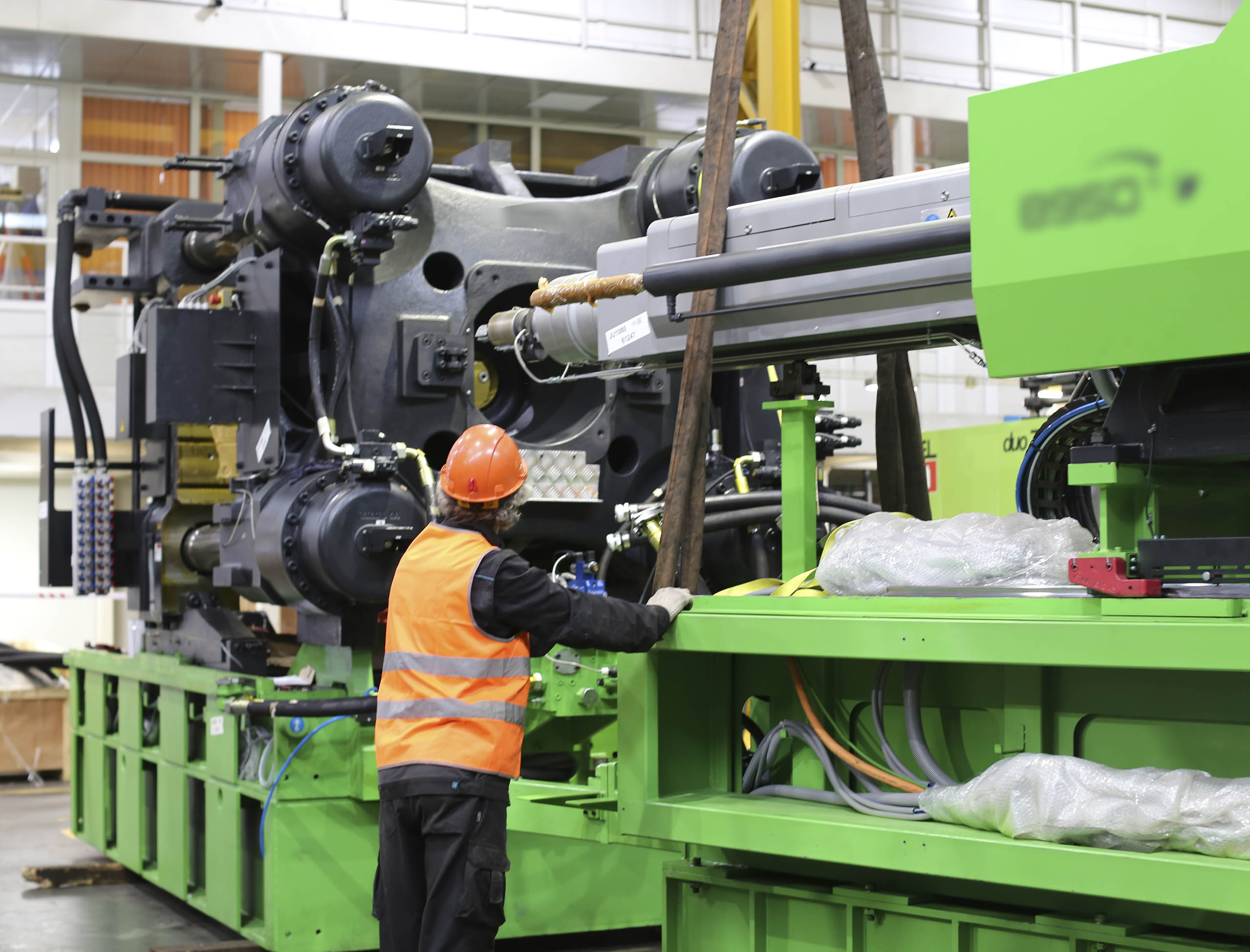 Фото Разгрузка контейнера с новым станком со сборкой и монтажом #56