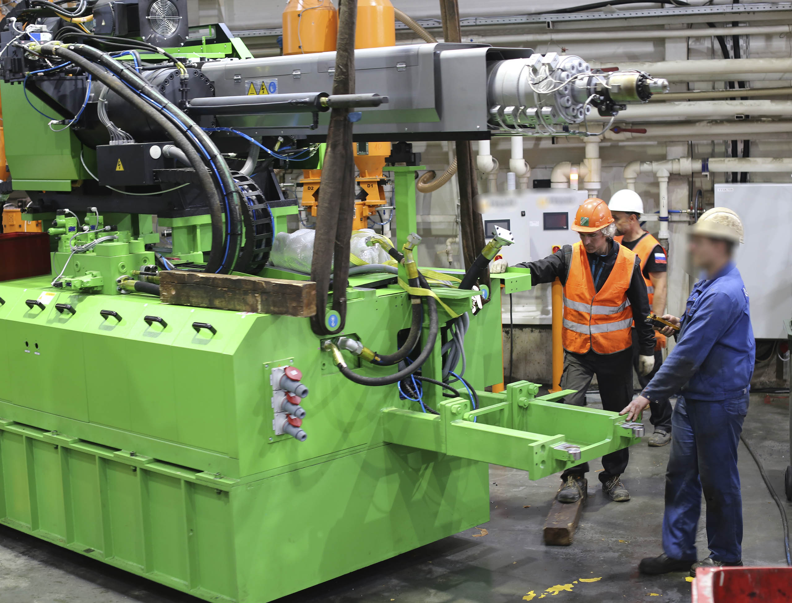 Фото Разгрузка контейнера с новым станком со сборкой и монтажом #59