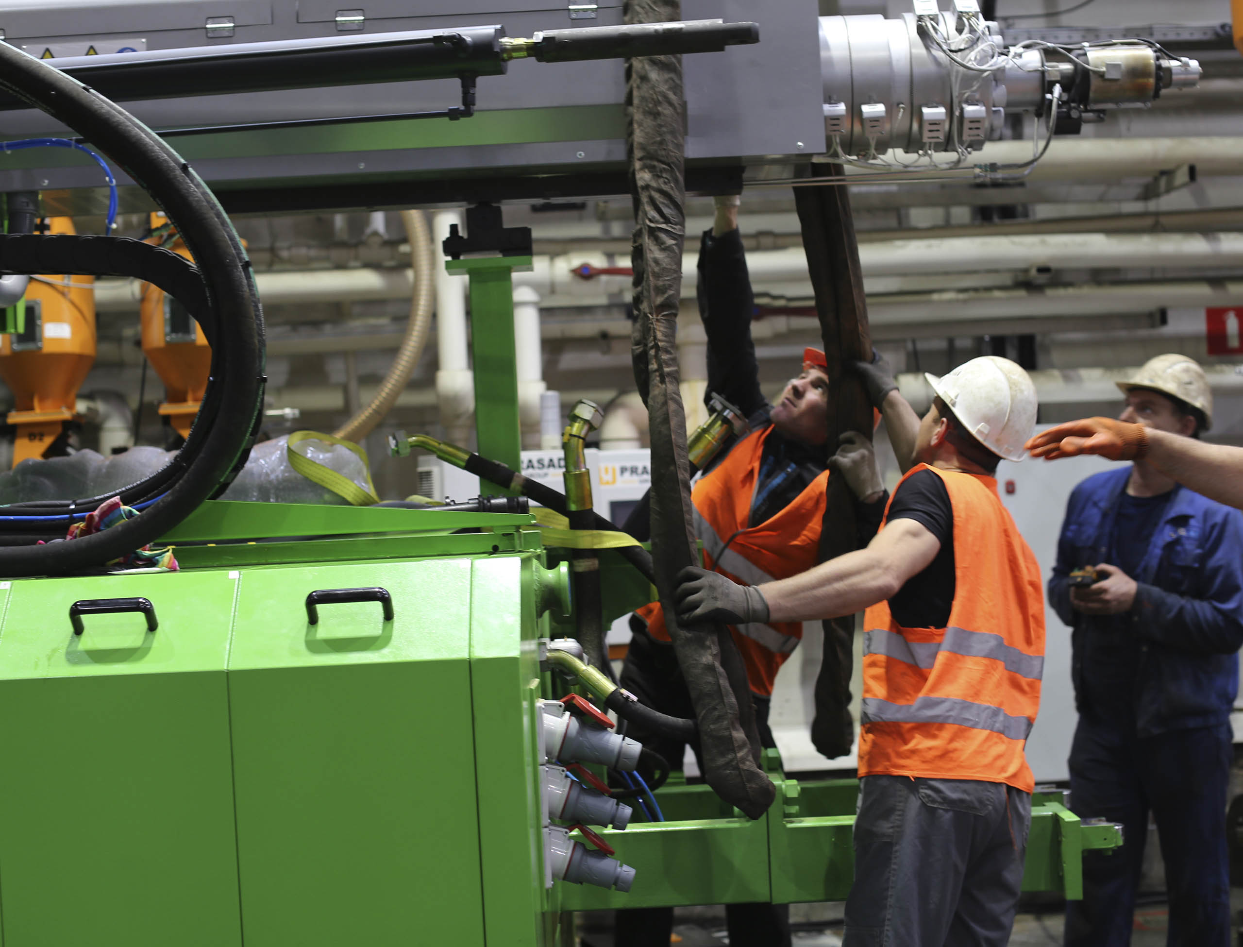 Фото Разгрузка контейнера с новым станком со сборкой и монтажом #61