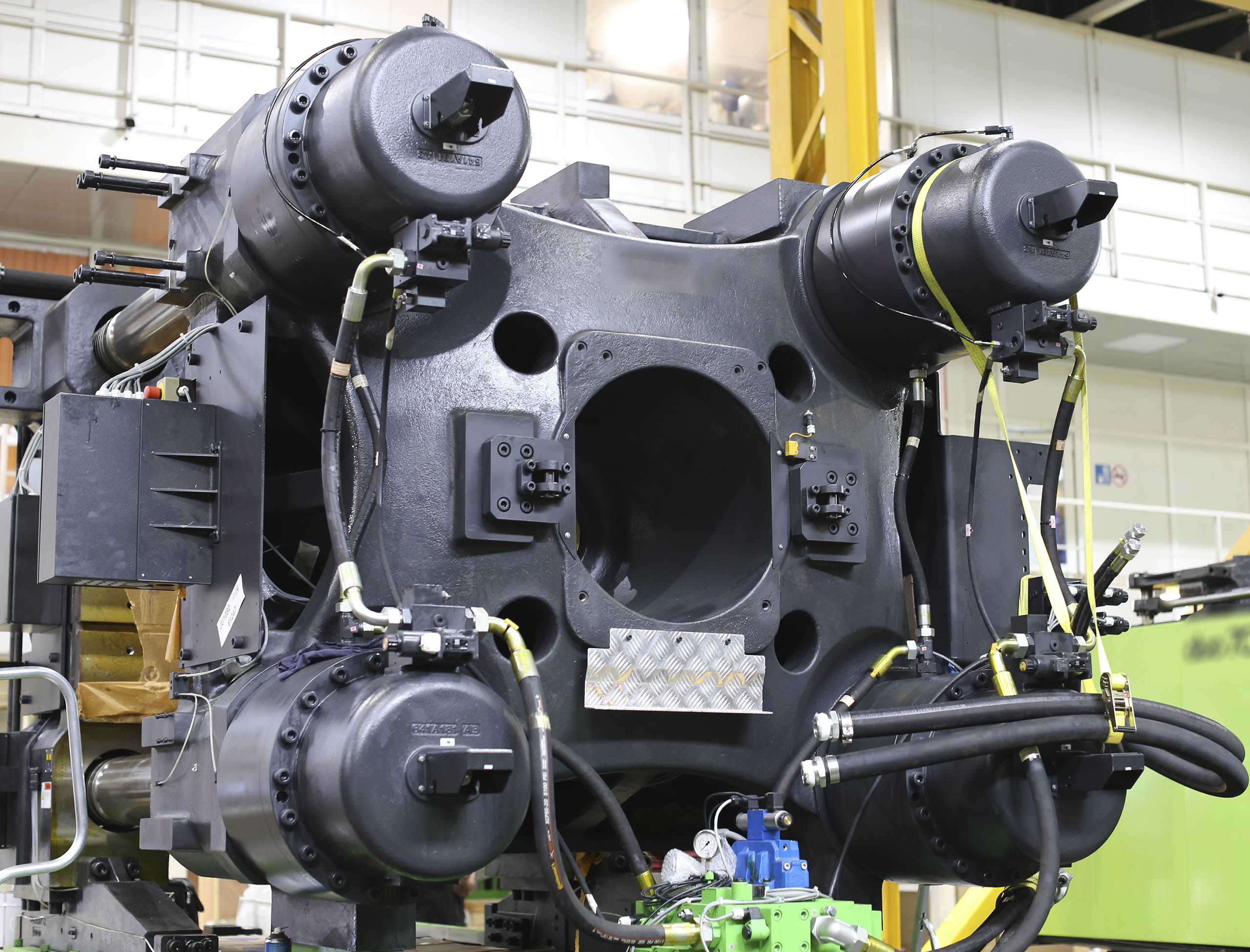 Фото Разгрузка контейнера с новым станком со сборкой и монтажом #66