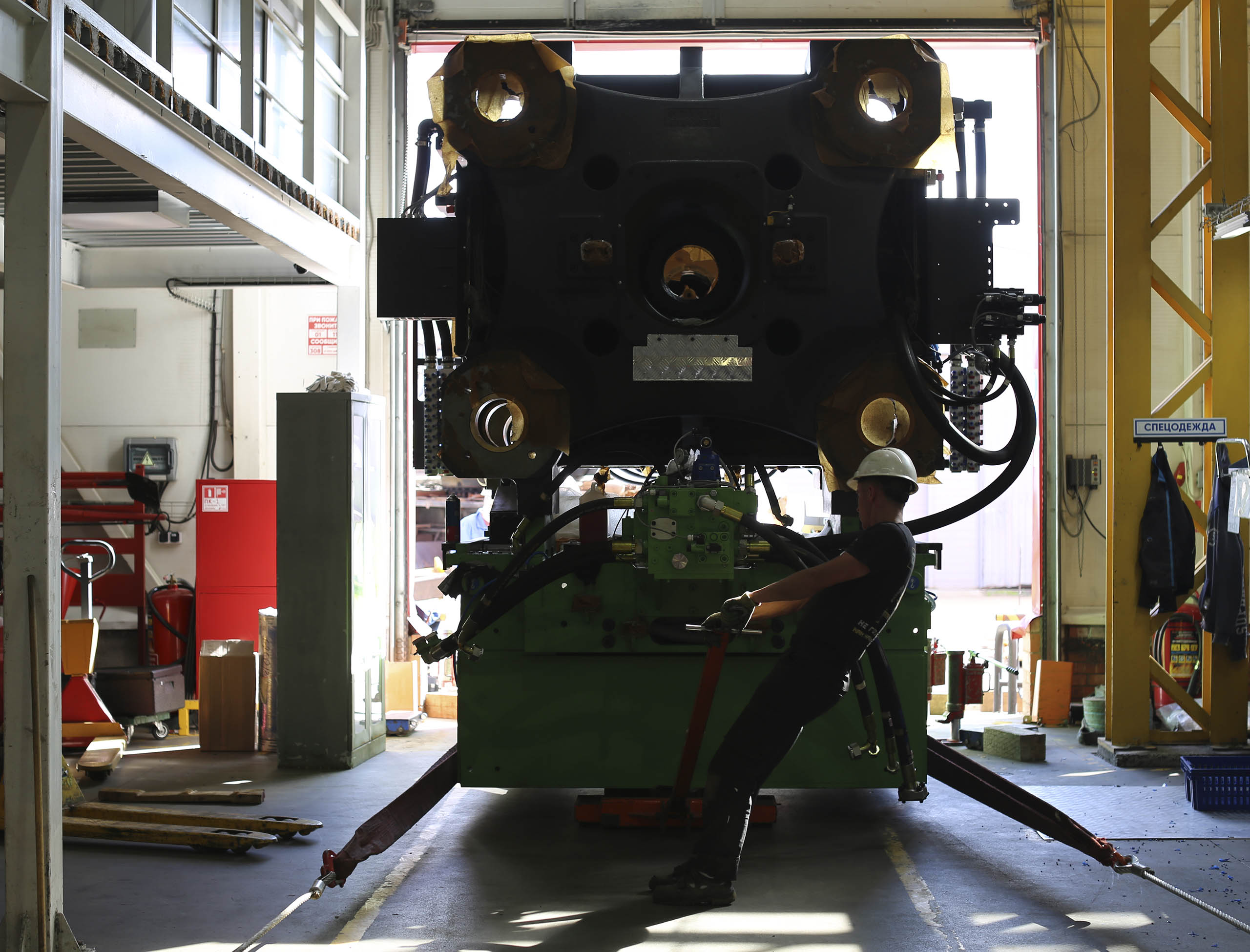 Фото Разгрузка контейнера с новым станком со сборкой и монтажом #82