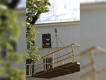 Фото Доставка и разгрузка медицинского оборудования через окно в Пушкине #15