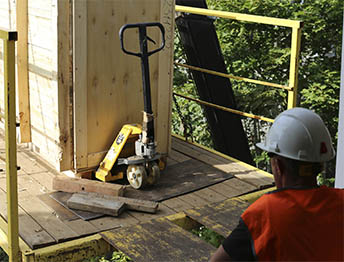 Фото Доставка и разгрузка медицинского оборудования через окно в Пушкине #27