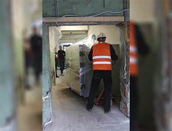 Фото Перевозка оборудования из небольшого цеха в новый с погрузкой, разгрузкой и упаковкой #11