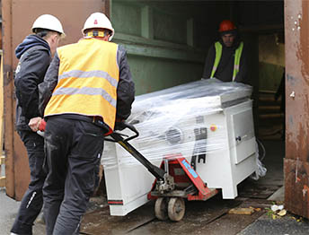 Фото Перевозка оборудования из небольшого цеха в новый с погрузкой, разгрузкой и упаковкой #47