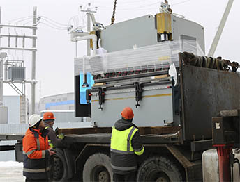 Фото Перевозка фурой небольшого цеха со станками и оборудованием #24