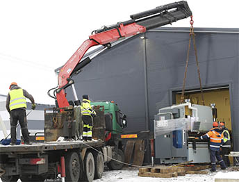 Фото Перевозка фурой небольшого цеха со станками и оборудованием #37