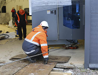 Фото Перевозка фурой небольшого цеха со станками и оборудованием #49