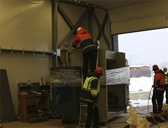 Фото Перевозка фурой небольшого цеха со станками и оборудованием #60