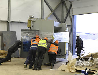 Фото Перевозка фурой небольшого цеха со станками и оборудованием #62