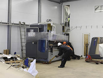 Фото Перевозка фурой небольшого цеха со станками и оборудованием #68